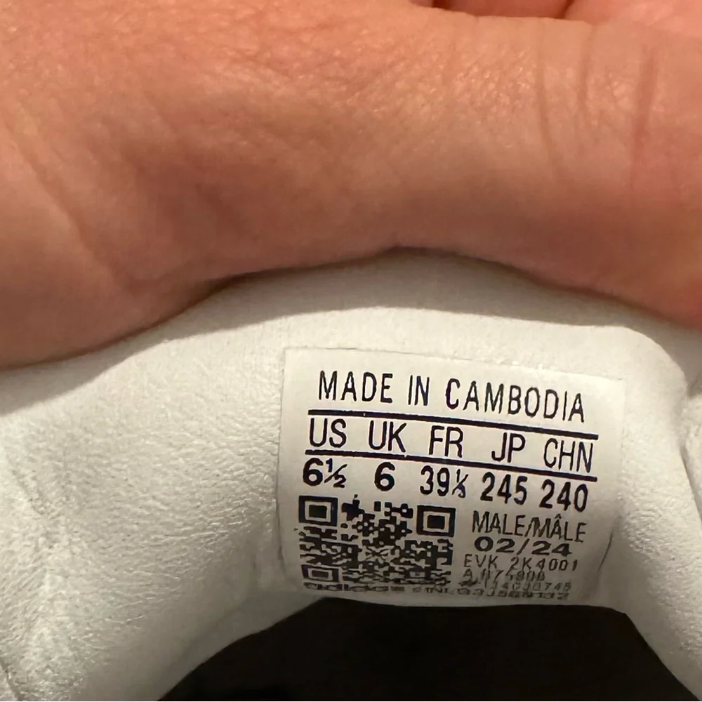 Adidas Samba OGWhite and Black Sneakers - Picture 3 of 4